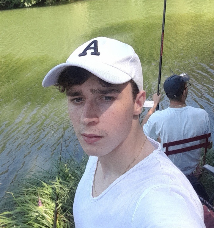 Karl - Flüelen - Uri | Annonce Rencontre