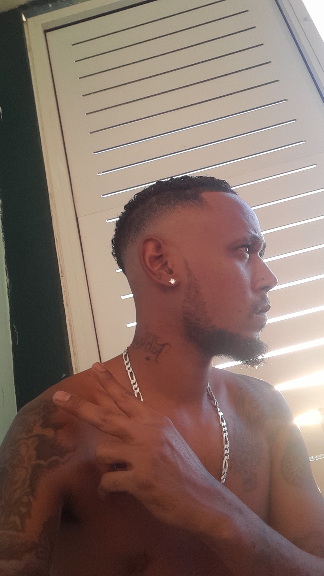 Nadjid - Froideville - Vaud | Annonce Rencontre