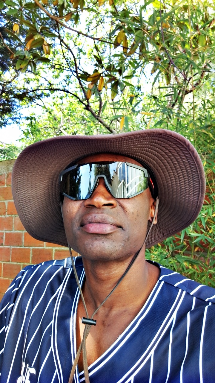 Ihssan - Lohn-Ammannsegg - Berne | Annonce Rencontre